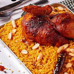 نص دجاجة مع رز — سنابل
