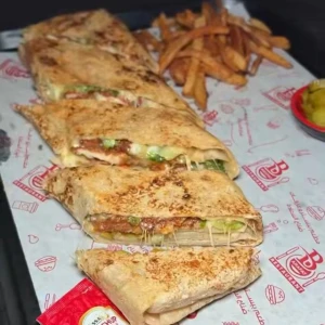 صفيحة كرسبي — بيسترو عرفات